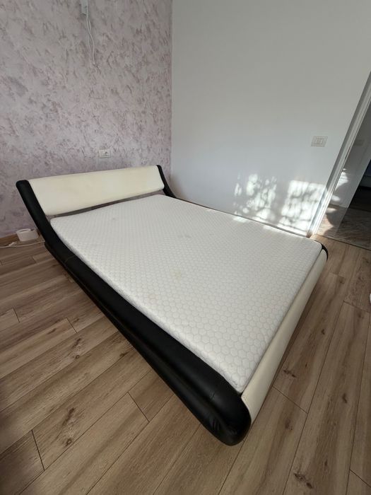 Pat dublu cu saltea