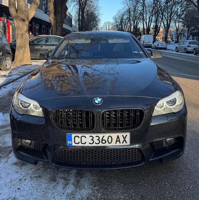 Двойни Решетки Бъбреци BMW F10 / F11 – Черен гланц НАЛИЧНИ! НА СКЛАД!