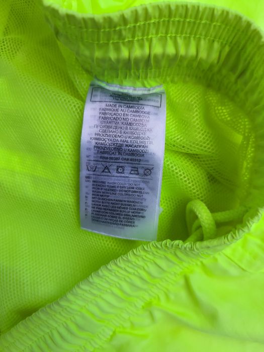 Adidas размер M плувни шорти