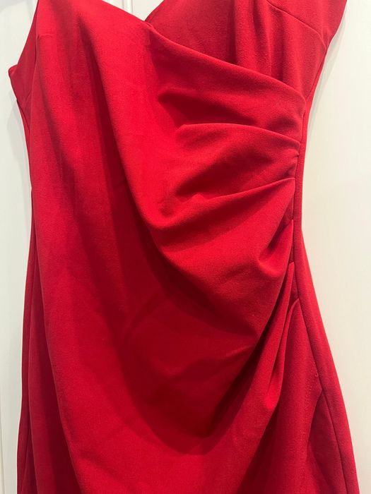 Продам платья на выход