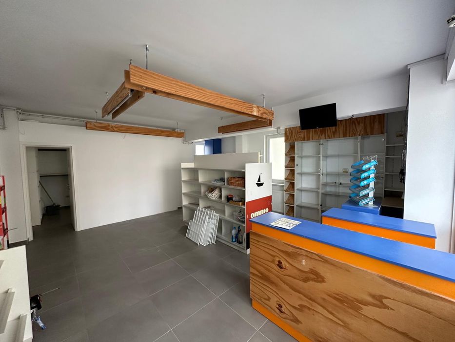 Inchiriez 2 spatii comerciale – Mamaia Nord D29 la 120m de plaja