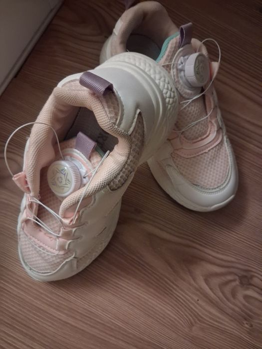 Incaltaminte fete marimi 32_34