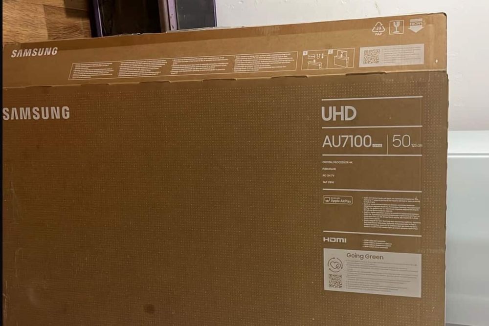 Телевизор samsung