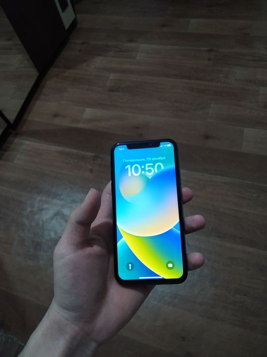 Продам айфон Х Срочно
