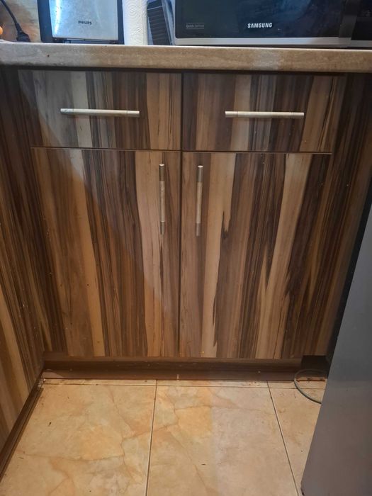 Кухненски шкафове