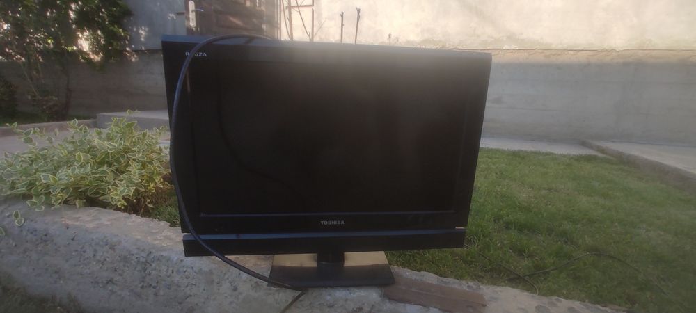 Monıtor Toshıba va  televizor