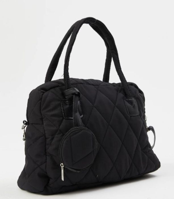 Модерна капитонирана дамска чанта