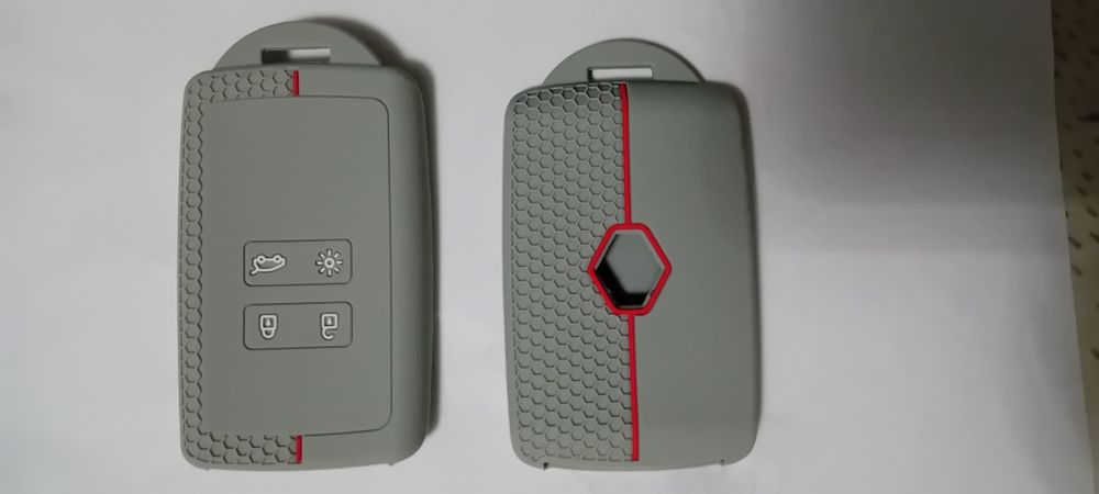 Huse din silicon pentru cartele, modele Renault si Dacia