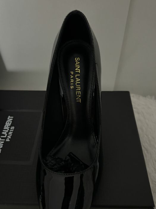 Туфли Yves Saint Laurent