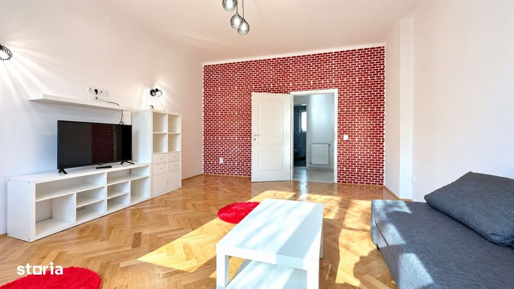 Liniste si intimitate in zona centrala–Apartament in vila, garaj+dem