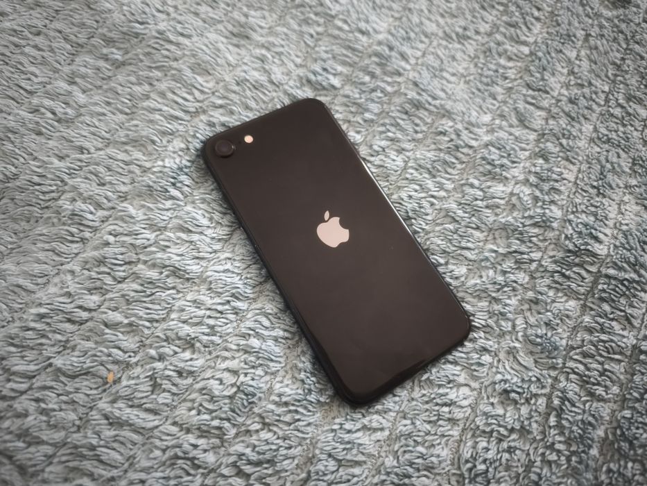 Iphone SE 2020 (2-е поколение)