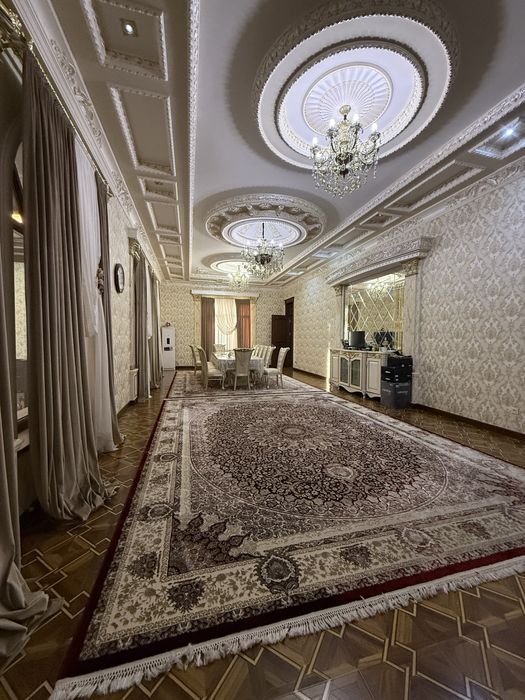 Срочно продаётся 9,2-сотих 7-комн участка в Сергели Кенгмакон