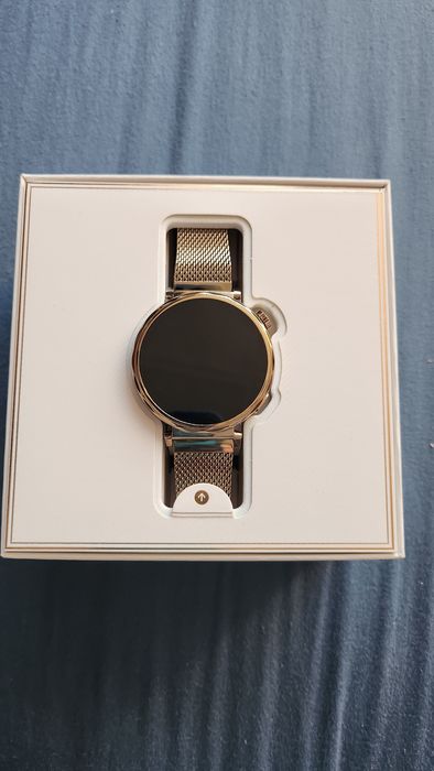 Смарт часовник Huawei Watch GT 5 
1.32-инчо