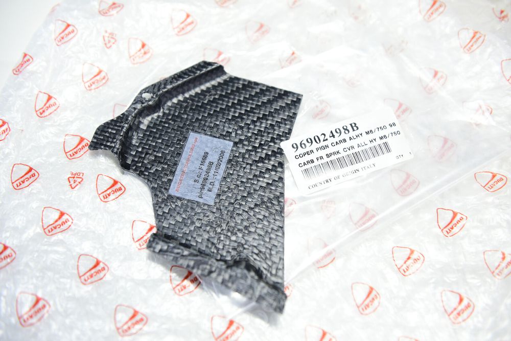 Protecție pinion din carbon Original Ducati Monster 695 696 796 1100