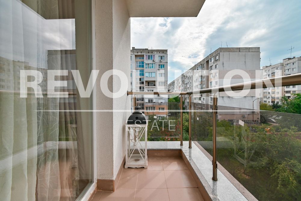 Дава се под наем Тристаен апартамент в София, Надежда 2 - 80 кв.м за 698.19 € - Снимка #11