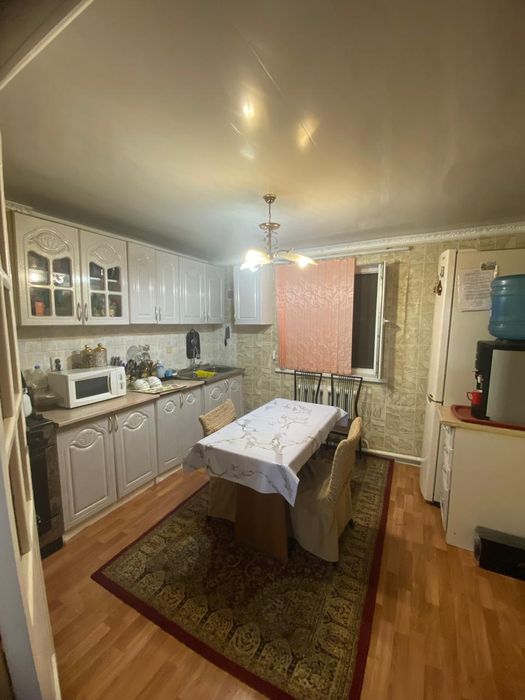 Продается плановый дом мкр.Арай срочно