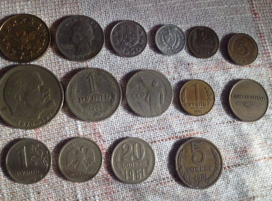 Продам монеты разные