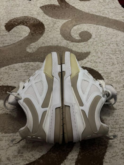 Louis Vuitton lv skate crem alb