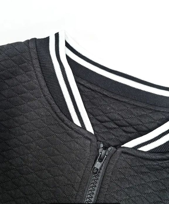 Дамски спортно тънко яке