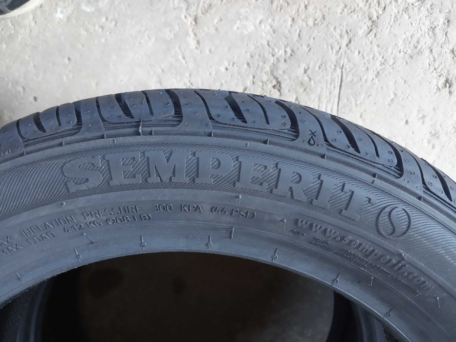 2 Нови летни гуми 175/55R15 Semperit Comfort-Life 2 77T DOT2025 France