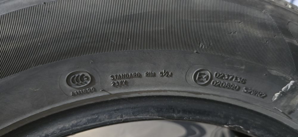 Продам шины Triangle 185× 65× 15 летний