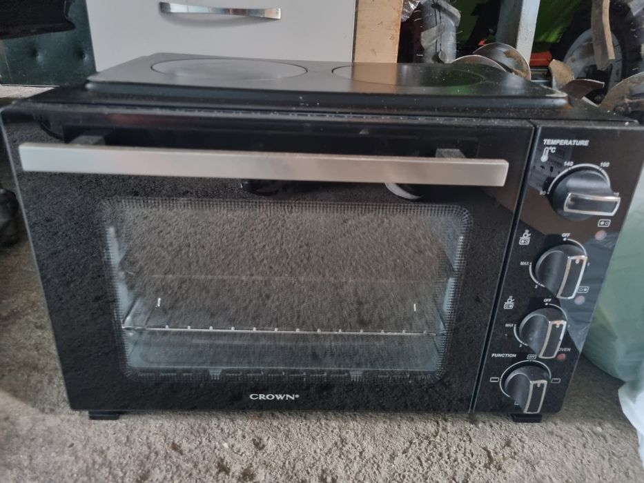 Нова печка за готвене Crown