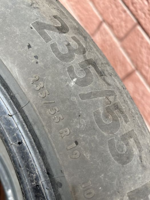 Продам шины continental 235 55 r19