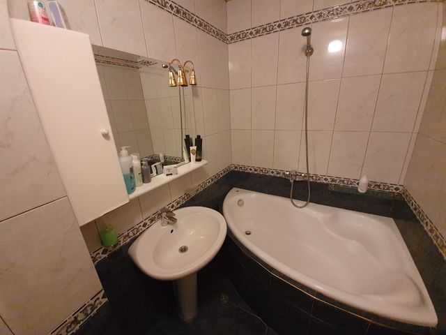 Продава се Тристаен апартамент в Варна, Център - 125 кв.м за 2696 €/кв.м - Снимка #13