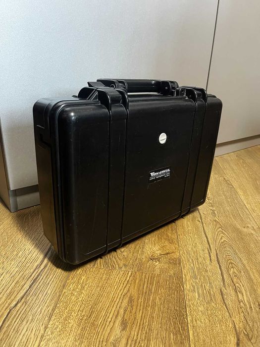 Кейс / чемодан / ящик для дрона и оборудования