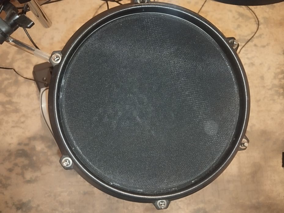 Электро барабаны Alesis turbo mesh kit