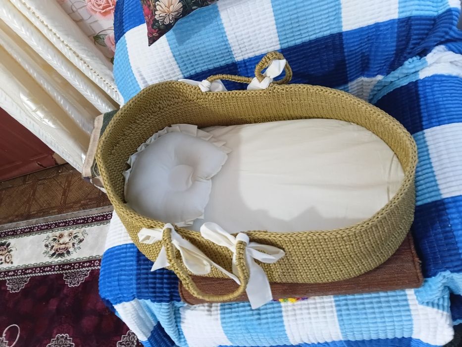 Люлька для младенца.