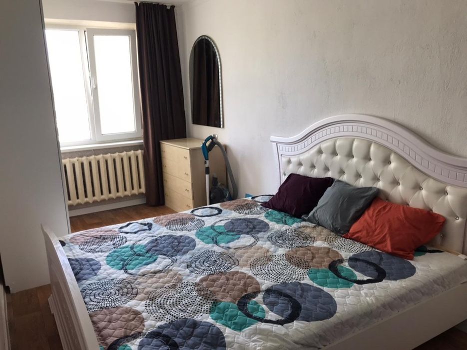 Часы. С. Тюленина. Жигули.