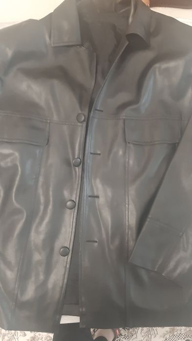 Две мъжки български кожени якета от еко кожа