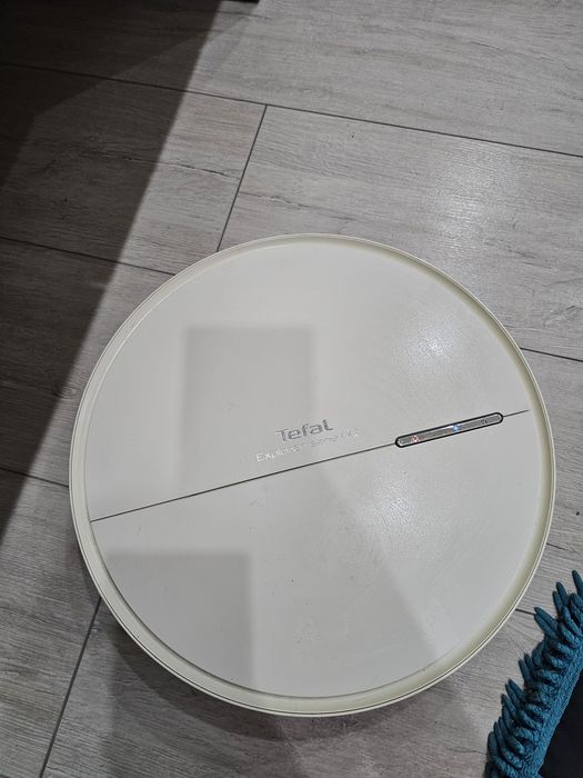 Ультратонкий робот-пылесос Tefal Explorer Serie 60