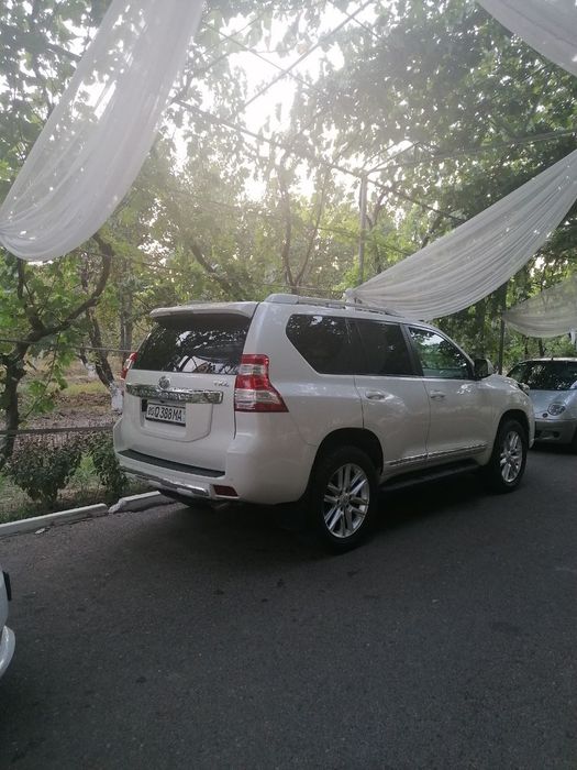 Траспорт Хизмати Ланд Крузер300, Ланд Крузер200, Ланд Крузер150 Минива