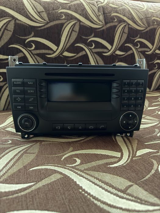 Мултимедеия оригинална w203 facelift