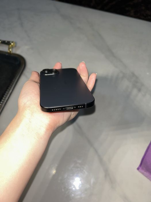 Iphone 15 бу в отличном  состоянии