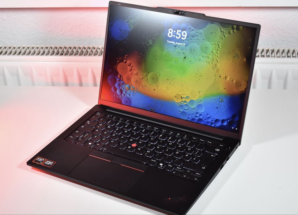 Laptop Lenovo Thinkpad E14 gen 7 Amd Ryzen 3 Pro-ram 16Gb DDR5 -SSD 512Gb