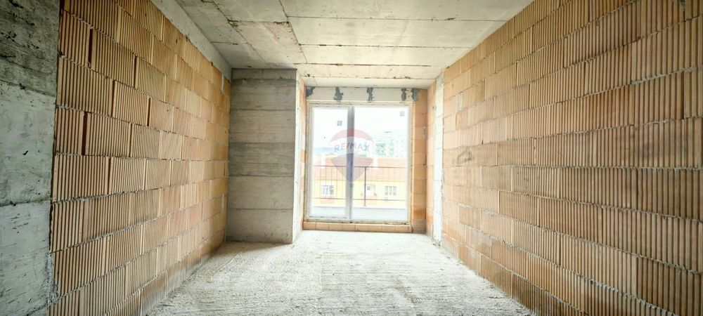 Продава се Тристаен апартамент в Варна, Погреби - 97 кв.м за 1568 €/кв.м - Снимка #4