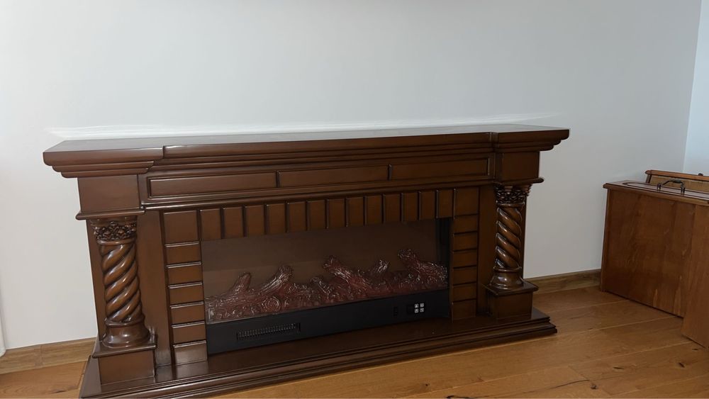 Șemineu electric Frankfurt Small 1500W, stare foarte bună