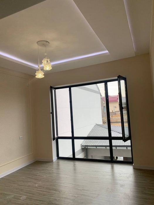 Уй сотилади.Янги бунедкор махалла(янги 16 йиллик)