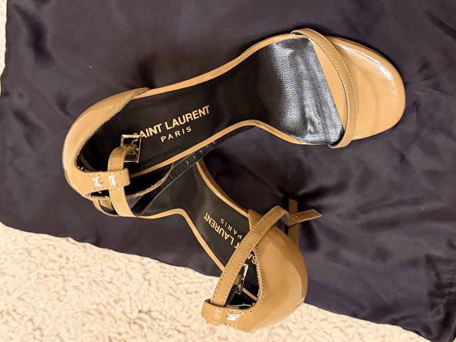 Sanda dama elegnata YSL