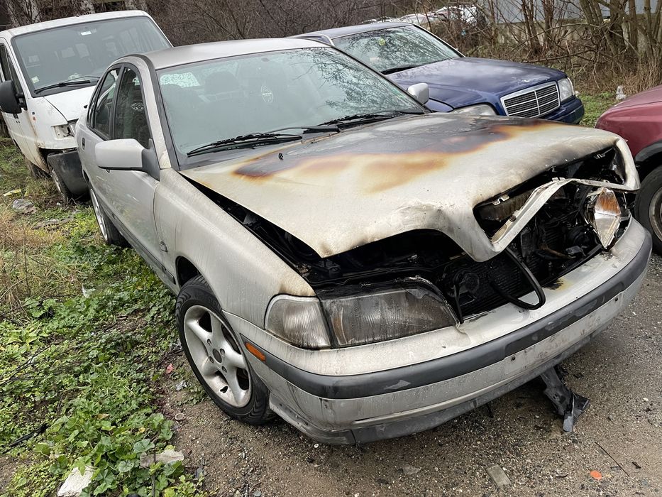 Волво с40 1.6 105кс 1999г На Части