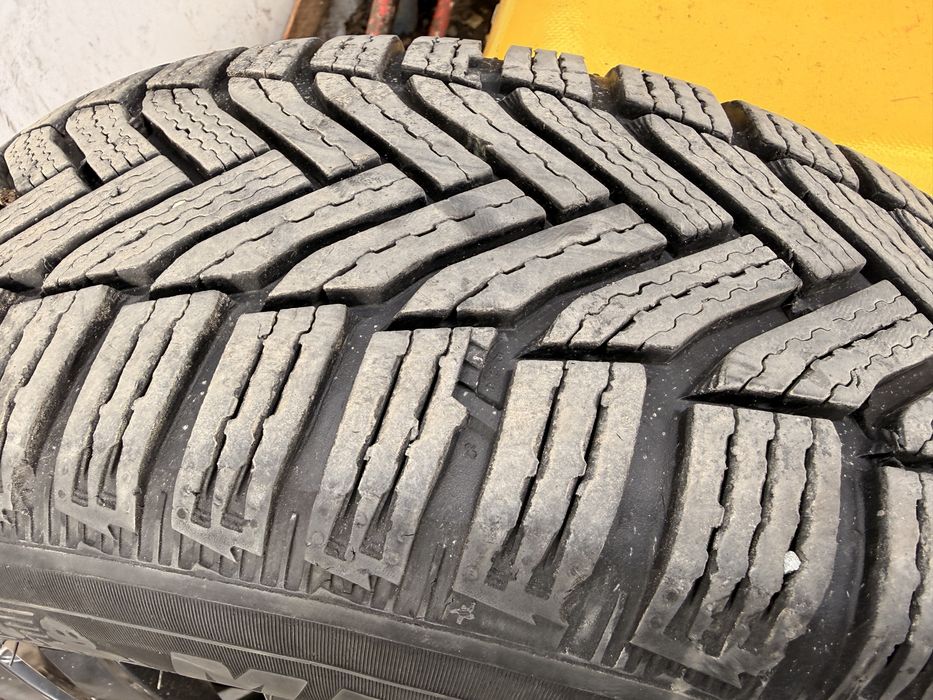 Roti (jante + anvelope iarna + capace) 195/65/15 - 5x112