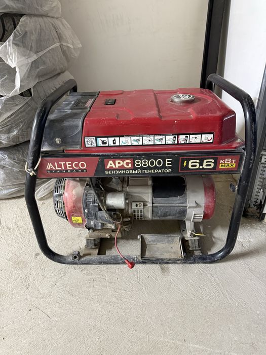 Бензиновый генератор ALTECO APG 8800 E