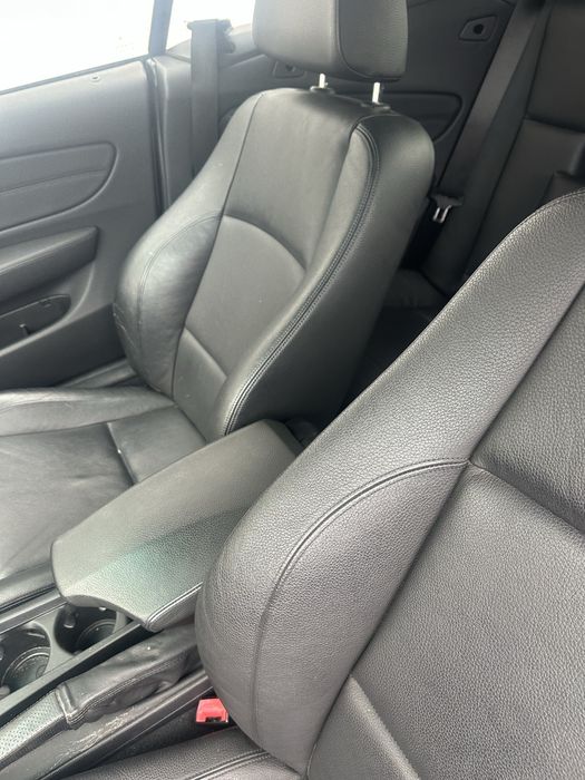 Bmw seria 120 d cabrio 2.0 D 177 cp 2009