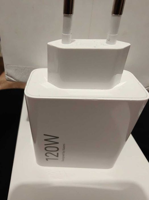 Xiaomi 13 pro 12 GB ram + incarcator 120w