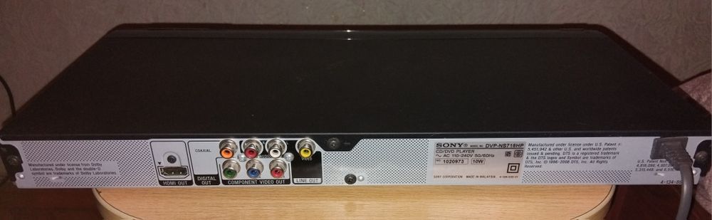 Дивиди проигрыватель SONY  DVP-NS718HP