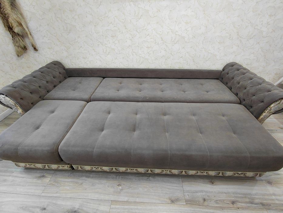 Продаю диван в хорошем состоянии