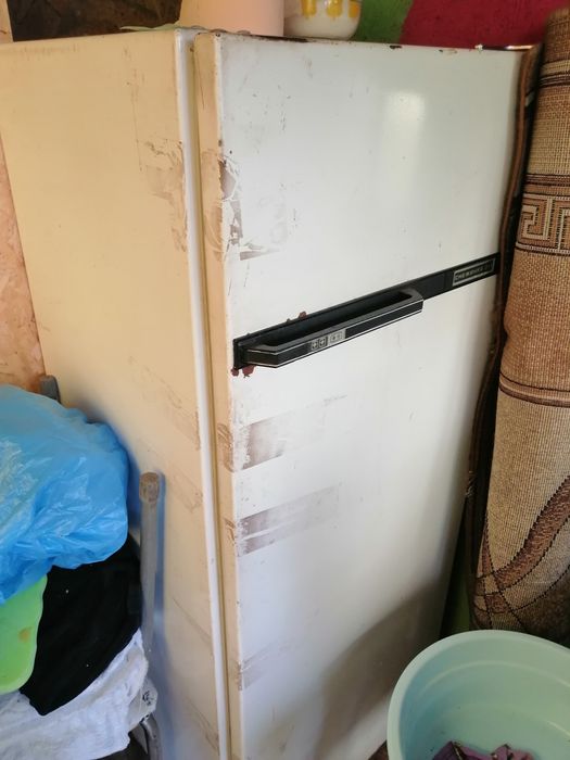 Холодильник Снежинка